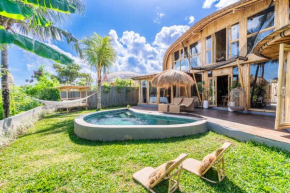 Unique Bamboo Villa near beach